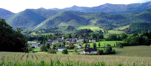 Le bourg de Mifaget